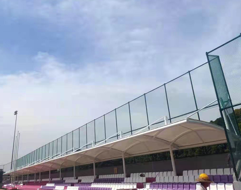 佛蘭空間膜結(jié)構(gòu)公司在廣州市增城區(qū)某學(xué)校操場(chǎng)膜結(jié)構(gòu)看臺(tái)工程圓滿驗(yàn)收！