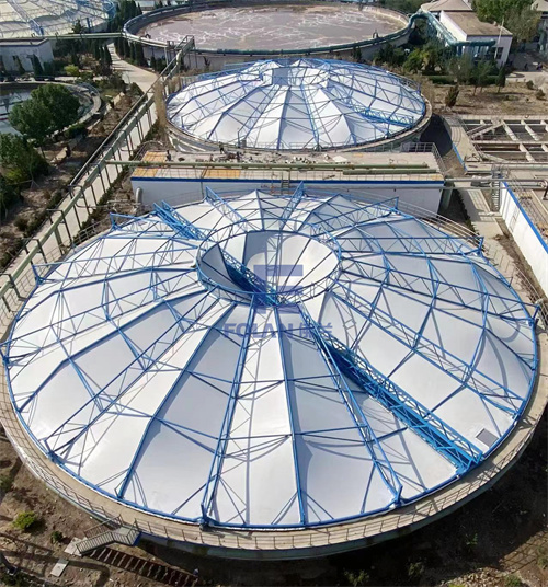 又一污水池反吊膜加蓋工程圓滿完成，環(huán)境美化煥然一新！