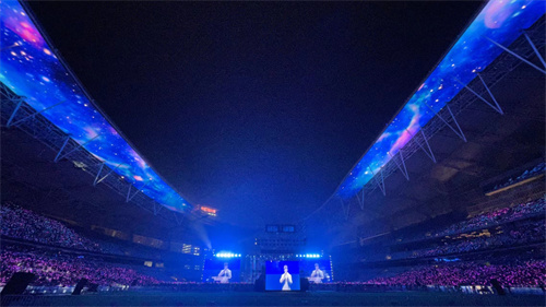 膜結(jié)構(gòu)搭配燈光，打造頂級(jí)賽事沉浸觀感