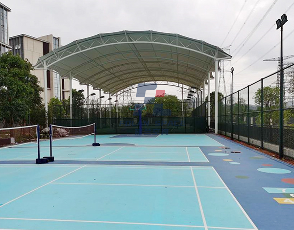 峰創樓小區網球場